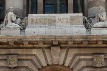 Banxico mantendrá congelada la tasa en 6.50% lo que resta del 2026: Encuesta Citi