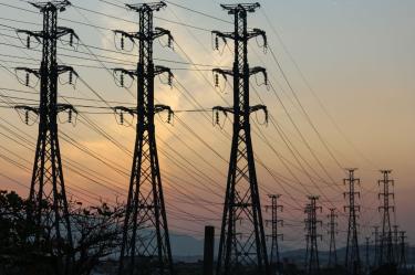 Sener modifica dos procedimientos clave para el sector eléctrico