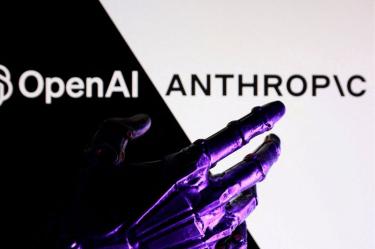 OpenAI y Anthropic frenan el desarrollo de IA, pero las empresas no detienen su adopción.