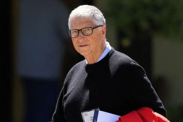 “Tiene que ser obligatorio”: Bill Gates pide regular la inteligencia artificial.