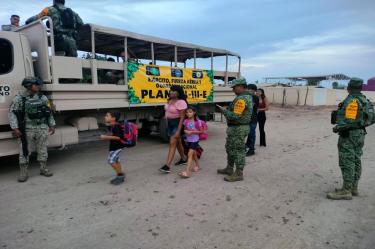 Las comandancias de la Segunda Región y Cuarta Zona militares informaron que se dispuso de 2 mil 822 integrantes del Ejército, Fuerza Aérea y Guardia Nacional para la aplicación de la estrategia de apoyo a la población de Sonora.