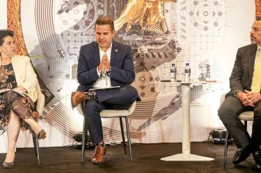 Empresas privadas buscan regresar al petróleo mexicano; aguas profundas, entre sus intereses.