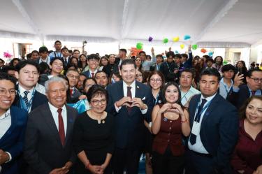 Alejandro Armenta refrendó su respeto a la autonomía de la BUAP y destacó los proyectos conjuntos con la universidad.