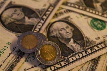 ¿Por qué el triunfo de Bolsonaro impulsó al peso mexicano?