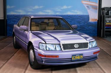 En la vida real, este auto marcó la entrada de Lexus a Estados Unidos