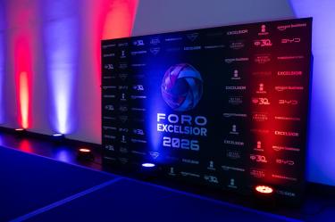 Foro Excélsior: Analizan tecnología para negocios y la industria automotriz