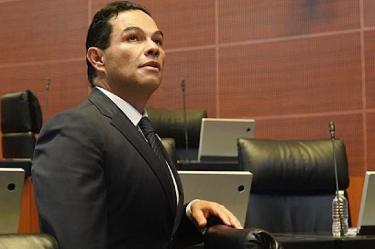 Tras la comparecencia de García Harfuch en la Junta de Coordinación Política del Senado, el legislador señaló un giro táctico en la estrategia federal de combate a la delincuencia.