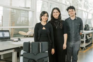 Estudiantes del Tec crean asiento que ayuda a niños con parálisis y ganan premio