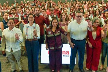 La presidenta nacional de Morena, Ariadna Montiel Reyes, destacó la trayectoria y cercanía con la gente de Beatriz Mojica, Coordinadora Estatal de los Comités de Defensa de la Transformación y la Soberanía Nacional en Guerrero.