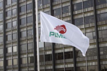 Pemex quema y ventea 52.3% más gas a la atmósfera, según datos de la empresa