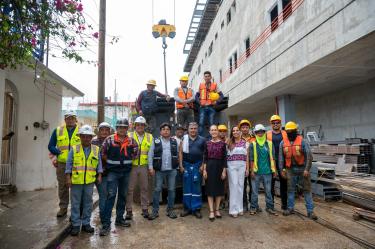 Estas revisiones presenciales buscan constatar sin intermediarios la realidad de los centros hospitalarios.