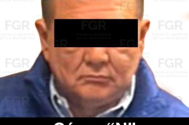 Jáuregui es acusado de traición a la patria