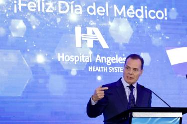 Olegario Vázquez Aldir, presidente de Grupo Vazol, conmemoró el Día del Médico con especialistas de Hospital Angeles; ratificó inversiones a largo plazo y nuevas sedes en CDMX.