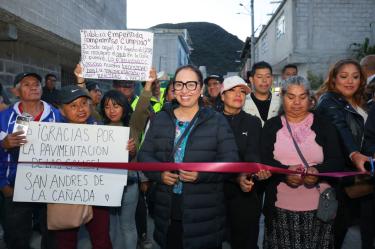 En un año transforman La Negra, en la Sierra de Guadalupe, con agua por la red y pavimentación