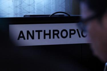 Anthropic se prepara para salir a bolsa: revela auge de sus ingresos y riesgos de la IA.