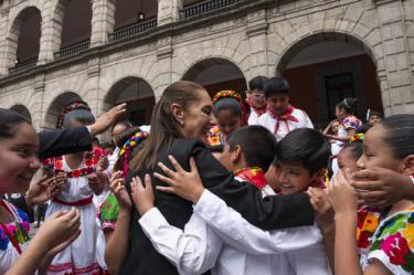 La Presidenta Claudia Sheinbaum, destacó durante la presentación del primer Concurso Nacional de Coros Escolares que la música transforma la vida de las niñas y los niños