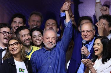 Lula Da Silva durante los festejos por su triunfo electoral.