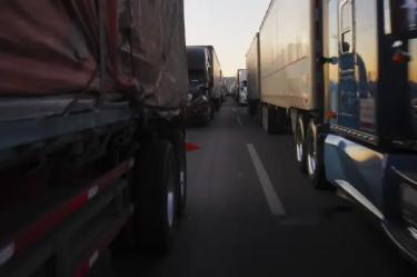 Los choferes de transporte de carga son afectados por asaltos y su labor es de alto riesgo.