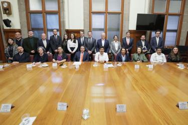 Ministros de la Suprema Corte de Justicia de la Nación con representantes del sector empresarial