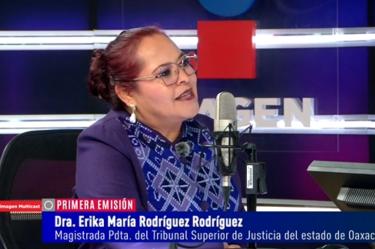 Erika María Rodríguez estacó la importancia de reconocer las formas comunitarias de resolver controversias y fortalecer el diálogo con las autoridades federales.
