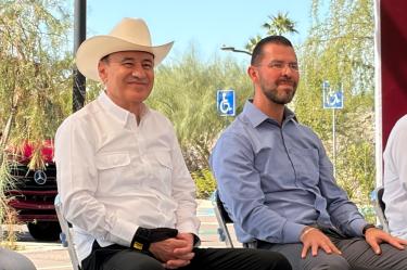 Alfonso Durazo, Gobernador de Sonora, con Adrián Escamilla Palafox, director ejecutivo de Grupo CISA