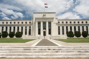 Fed frena las alzas y mantiene las tasas en el rango de 3.75% a 4.00% en octubre
