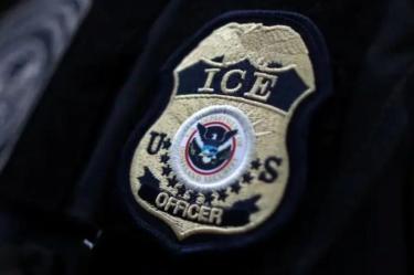 Agente del ICE