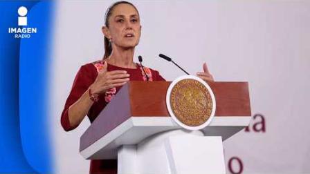 La formalización de la iniciativa presidencial para posponer la segunda etapa de la elección de jueces, magistrados y ministros hasta junio de 2028 configura, en el análisis de Javier Martín Reyes, investigador del Instituto de Investigaciones Jurídicas UNAM, un reconocimiento implícito de la inviabilidad operativa del diseño original. Sin embargo, el investigador del Instituto de Investigaciones Jurídicas de la UNAM advierte que este viraje —lejos de representar una rectificación democrática o técnica de la polémica reforma judicial— es un cálculo meramente pragmático para proteger los intereses electorales del partido oficialista en las elecciones intermedias de 2027. Al desmenuzar la iniciativa que el Congreso de la Unión prevé votar en un periodo extraordinario antes de que concluya el mes de junio de 2026. Desnuda la reforma a la reforma de Claudia Sheinbaum: un repliegue logístico que mantiene intacto el control político sobre las boletas y la coacción a los jueces. "Mover la elección a 2028 no frena la incertidumbre de los inversionistas ni los choques con el T-MEC; solo evita que el desastre logístico les contamine las gubernaturas", alerta el investigador de la UNAM.
COMENTA ESTE VIDEO Y COMPARTELO CON TUS AMIGOS
Para más información entra: https://www.youtube.com/watch?v=6pLXCoJQvPE
No olvides dejarnos tus comentarios y visitarnos en
Sitio: http://www.imagenradio.com.mx
Facebook: https://www.facebook.com/ImagenRadio/?locale=es_LA
Twitter: https://x.com/Imagen_Mx
Suscríbete a nuestro canal: https://www.youtube.com/channel/UCB0BUmdBOrH9mYU2ebs1eWA
#imagenradio #noticiasenvivo
