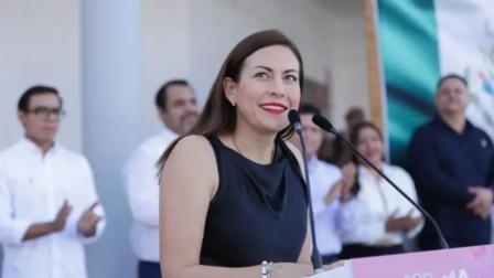 En la SegundaEmisión, Francisco Zea conversa con la presidenta municipal, Milena Quiroga Romero, sobre los retos y avances de su gestión en áreas clave para la capital.
#bcs #acciones #seguridad #milenaquiroz
COMENTA ESTE VIDEO Y COMPARTELO CON TUS AMIGOS
Para más información entra: http://www.youtube.com/ImagenRadioLive
No olvides dejarnos tus comentarios y visitarnos en
Facebook: https://www.facebook.com/ImagenRadio
X: https://twitter.com/Imagen_Mx
Sitio: http://www.imagenradio.com.mx
Suscríbete a nuestro canal: https://www.youtube.com/channel/UCB0BUmdBOrH9mYU2ebs1eWA
#ImagenRadioEnVivo #NoticiasEnVivo