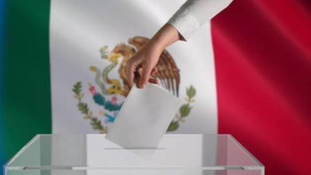 Julio César Vega, Director general de la Asociación Mexicana de Internet y David Páramo analizan los riesgos de la reforma al Art. 41: un texto constitucional ambiguo que podría tumbar elecciones legítimas por falta de criterios claros en el ámbito digital.

#legislacion #morena #ley #alerta 

COMENTA ESTE VIDEO Y COMPARTELO CON TUS AMIGOS

Para más información entra: http://www.youtube.com/ImagenRadioLive

No olvides dejarnos tus comentarios y visitarnos en

Facebook: https://www.facebook.com/ImagenRadio
X: https://twitter.com/Imagen_Mx
Sitio: http://www.imagenradio.com.mx


Suscríbete a nuestro canal: https://www.youtube.com/channel/UCB0BUmdBOrH9mYU2ebs1eWA



#ImagenRadioEnVivo #NoticiasEnVivo