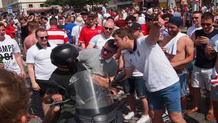 ¿Las novelas y el fútbol nos vuelven violentos? El análisis definitivo sobre los mitos de la prensa