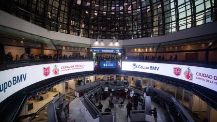 Bolsa mexicana mantiene balance positivo en 2026 pese a degradaciones crediticias: Monex