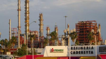 Pemex abre la puerta al capital privado