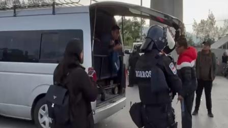 Cierran por completo caseta en Tlalpan y hay conato de violencia