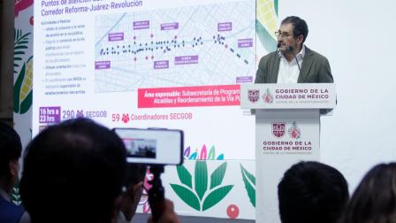 César Cravioto, secretario de Gobierno de la CDMX, detalla en entrevista el operativo de seguridad para el partido de la Selección Nacional en CDMX. Recalca tres ejes: el despliegue de 30,000 elementos, la habilitación de nuevos espacios públicos con pantallas para evitar saturaciones y la aplicación de ley seca en colonias estratégicas para prevenir desmanes. También se aborda el protocolo de acompañamiento para las movilizaciones sociales.




COMENTA ESTE VIDEO Y COMPARTELO CON TUS AMIGOS

Para más información entra: https://www.youtube.com/watch?v=6pLXCoJQvPE


No olvides dejarnos tus comentarios y visitarnos en 

Sitio: http://www.imagenradio.com.mx 
Facebook: https://www.facebook.com/ImagenRadio/?locale=es_LA
Twitter: https://x.com/Imagen_Mx
¡Dale like y suscríbete al canal!:  https://www.youtube.com/channel/UCB0BUmdBOrH9mYU2ebs1eWA


#imagenradio #noticiasenvivo