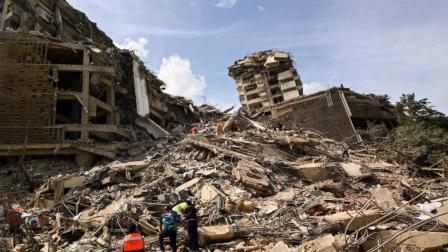 El rezago urbano impiden la llegada de ayuda a Venezuela tras el doble sismo