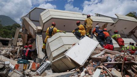 Existen probabilidades de vida tras 168 horas del sismo en Venezuela: USAR