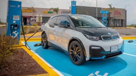 Auto eléctrico