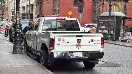 Chocan camioneta en la que viajaba Myriam Urzúa, secretaria de Protección Civil de CDMX