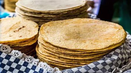 Tortilleros alistan salida del acuerdo federal por competencia ilegal