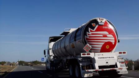 Por qué los ingresos de Pemex dependen más de las gasolineras que del crudo