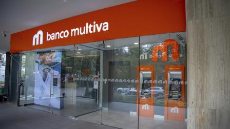 Banco Multiva coloca 300 millones de dólares: Tamara Caballero