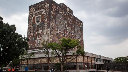 UNAM cambia sede de examen presencial a alumno con autismo tras denuncia periodística