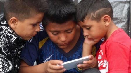 Uso se celular en niños