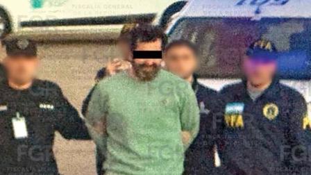 Fernando 'N' llega a México tras su expulsión de Argentina