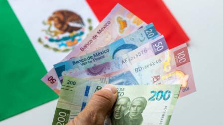 Mauricio Flores informa que la economía mexicana registra un crecimiento anualizado de 1.2%