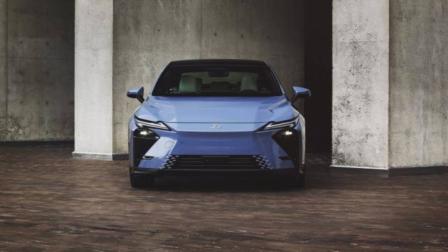 LEXUS