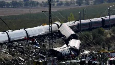Tragedia en España: choque de trenes de alta velocidad en Toledo deja 30 muertos y 80 heridos