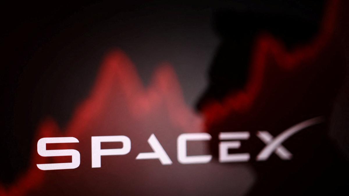 Debut de SpaceX rompe récords; expertos advierten que no se logre sostener